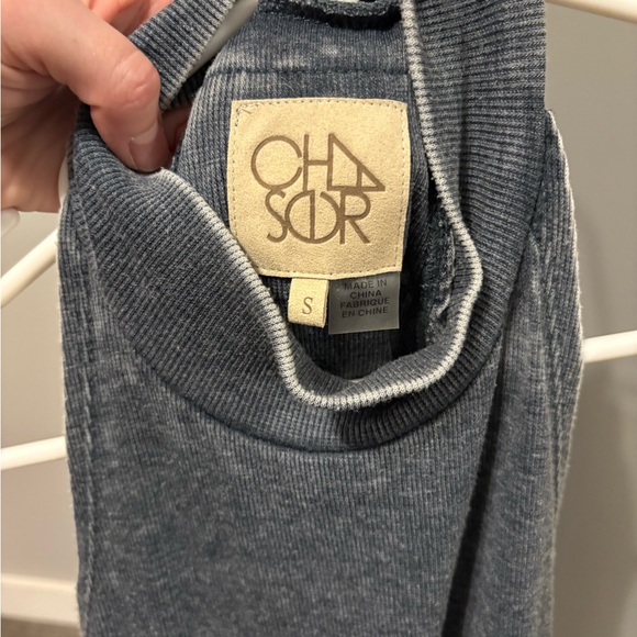 Sleeveless Tank - Picture 3 of 3